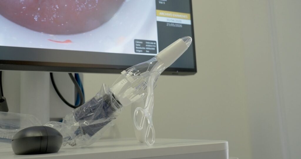 Instrumentos quirúrgicos coloproctología Biocablan